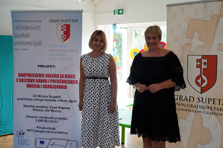 Ilustrativna slika garderobe u dječjem vrtiću